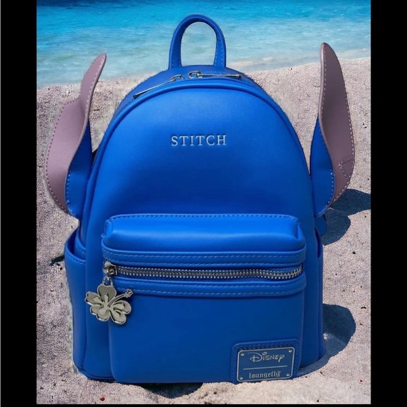 🆕 Loungefly Disney Lilo & Stitch Minimalist Stitch Figural Mini Backpack - Picture 2 of 3
